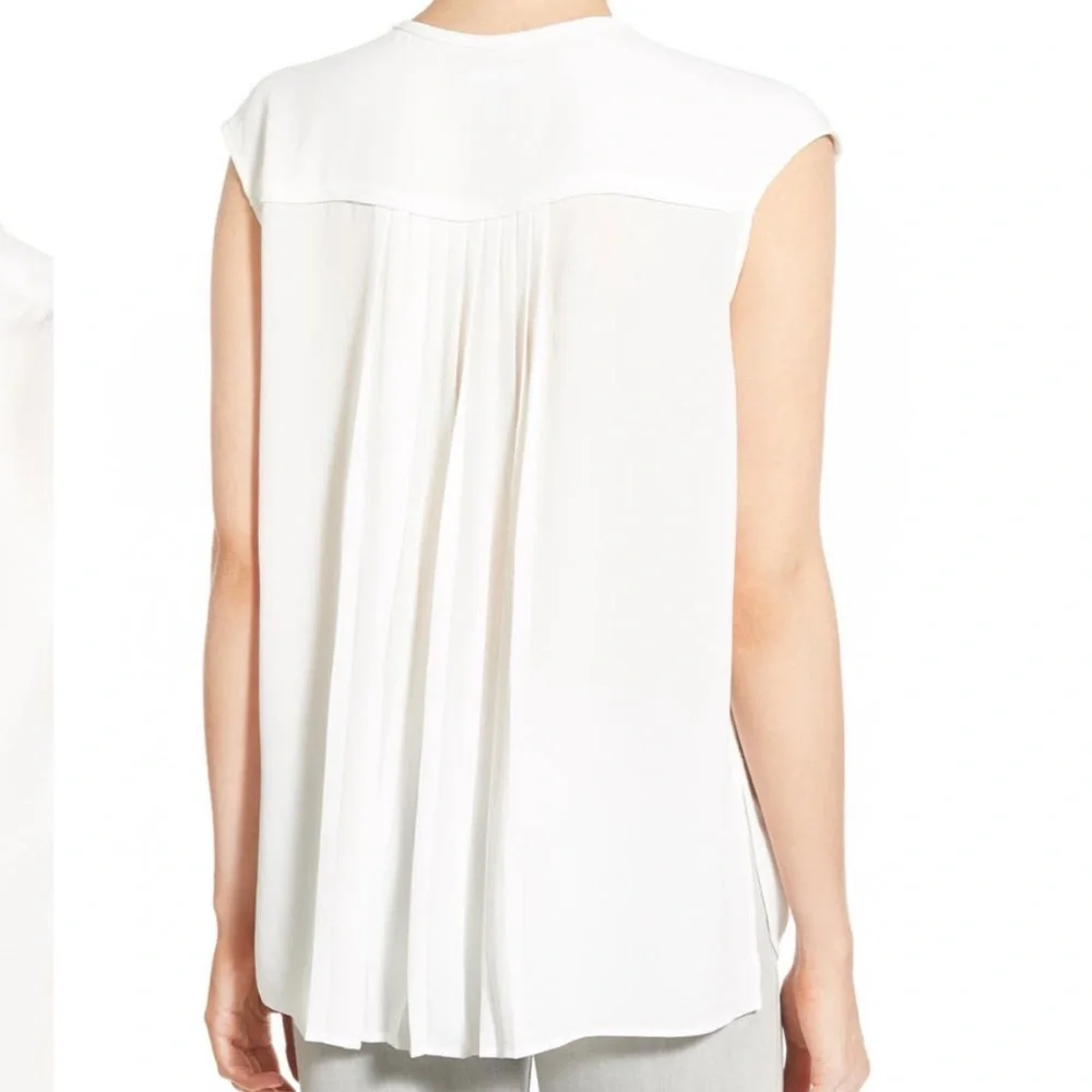 Chelsea28 Pleat Back Top - Picture 4 of 12